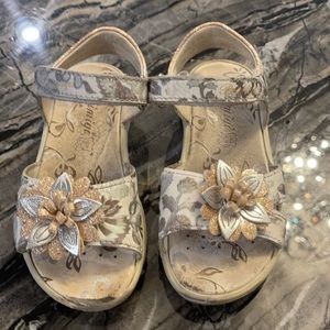 Primigi girls leather sandals